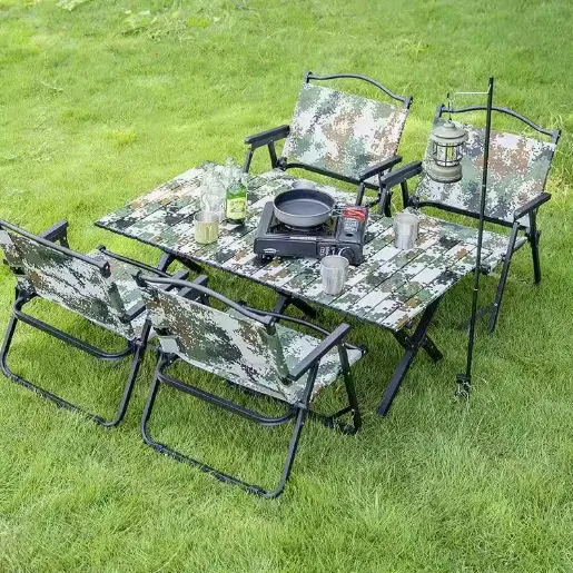 Camo table comble 4 1!