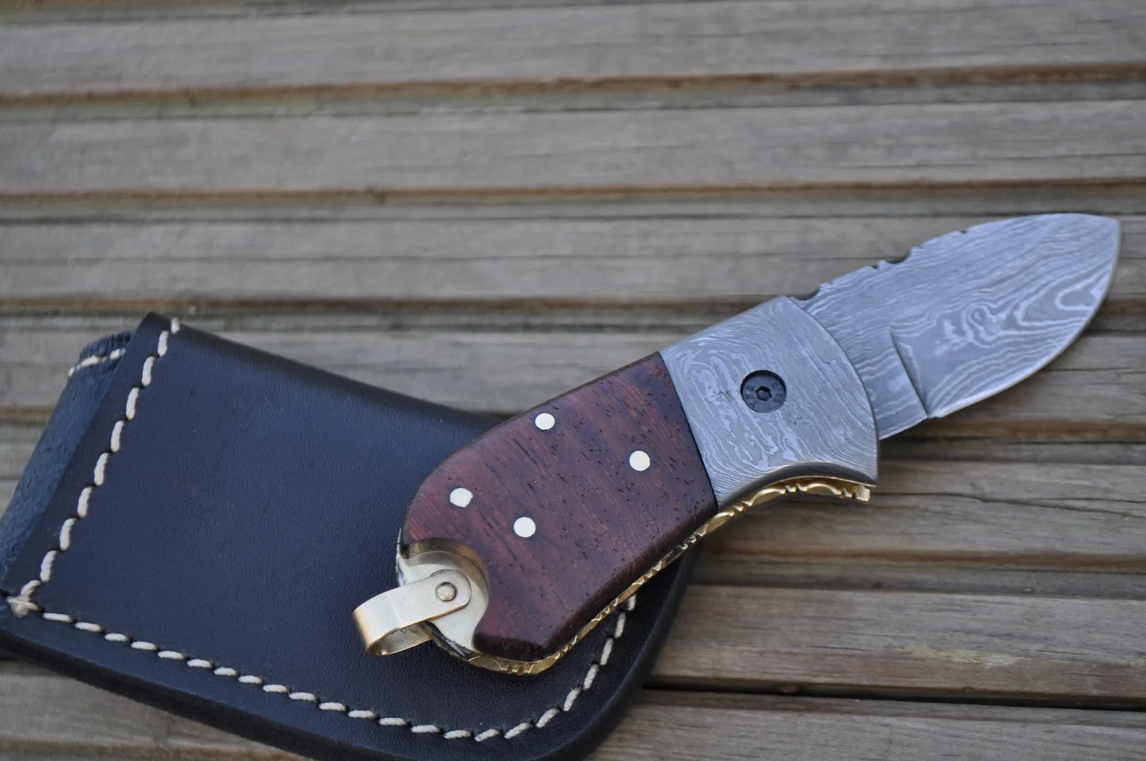 Handcrafted Damascus Pocket Knife - Legal to Carry
