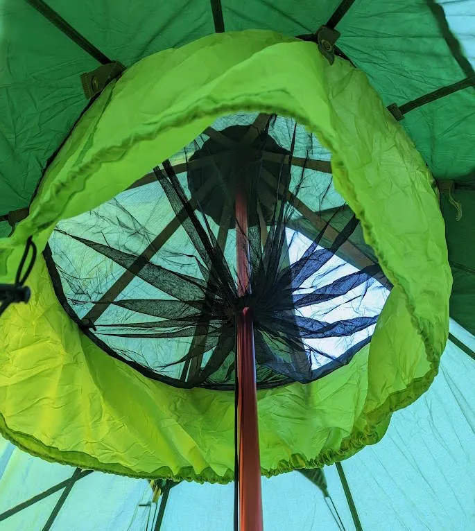 Megahorn XL 8 Person Shelter - Demo
