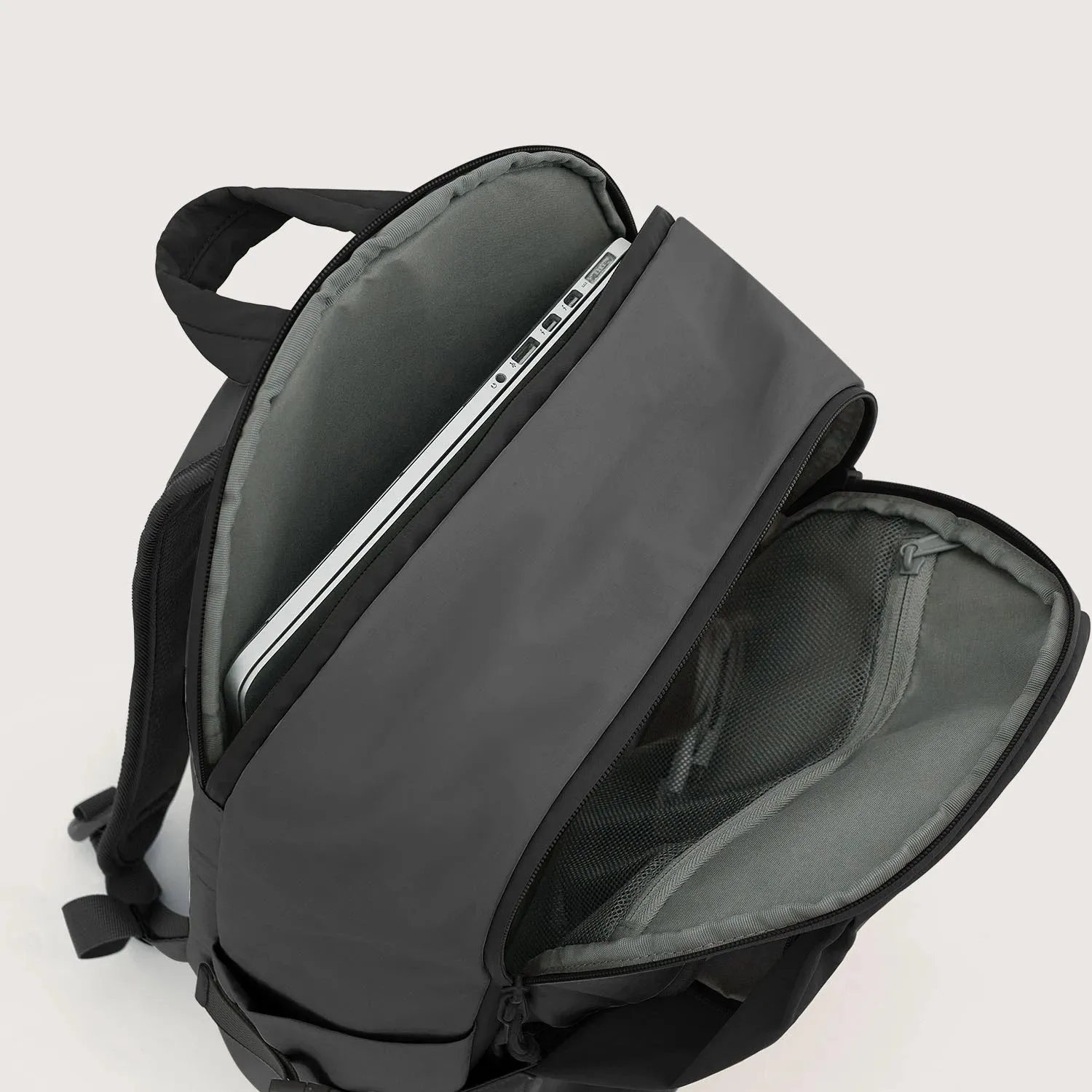 Soar 25L 180° Open Clamshell Travel Backpack Set