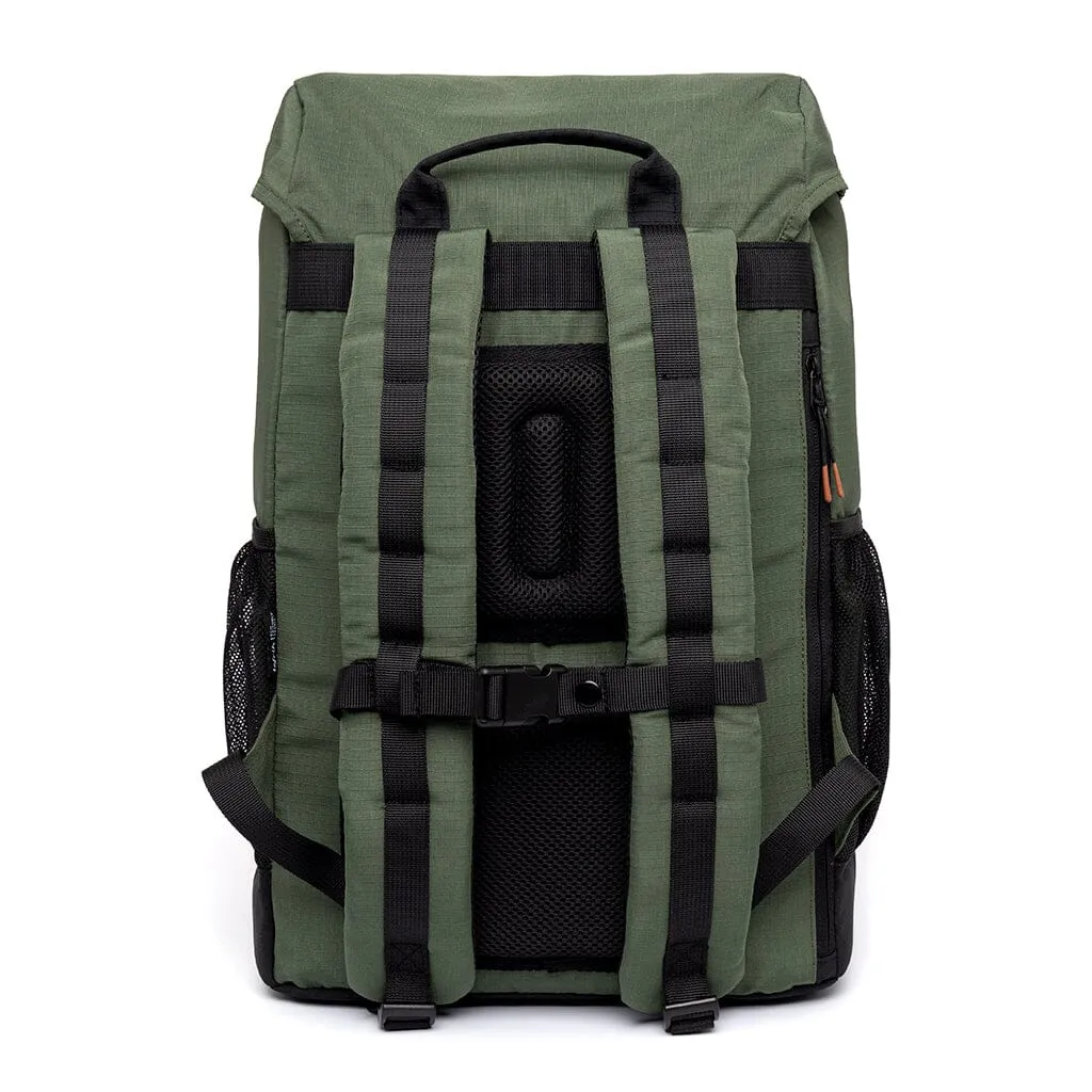 Sustainable Travel Backpack - Mountain Vandra | LEFRIK