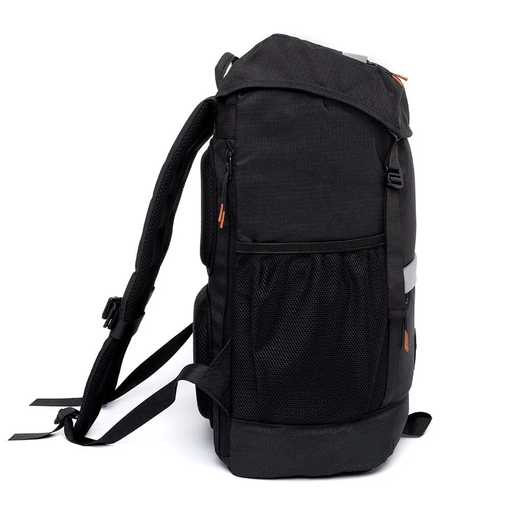 Sustainable Travel Backpack - Mountain Vandra | LEFRIK