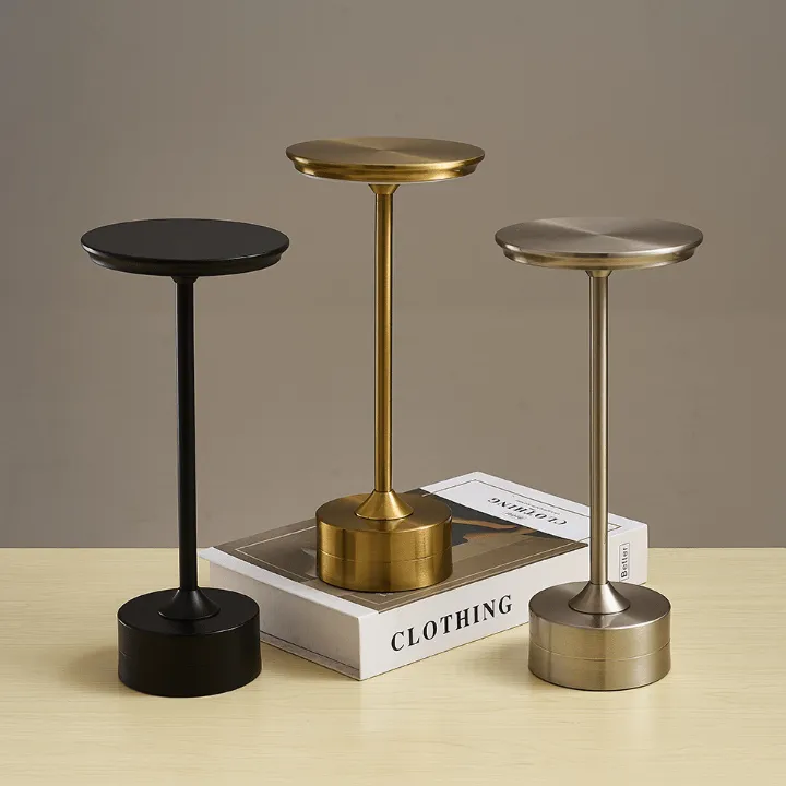 Top-choice Stock-clearance Metallic Table LED Cordless Lamp